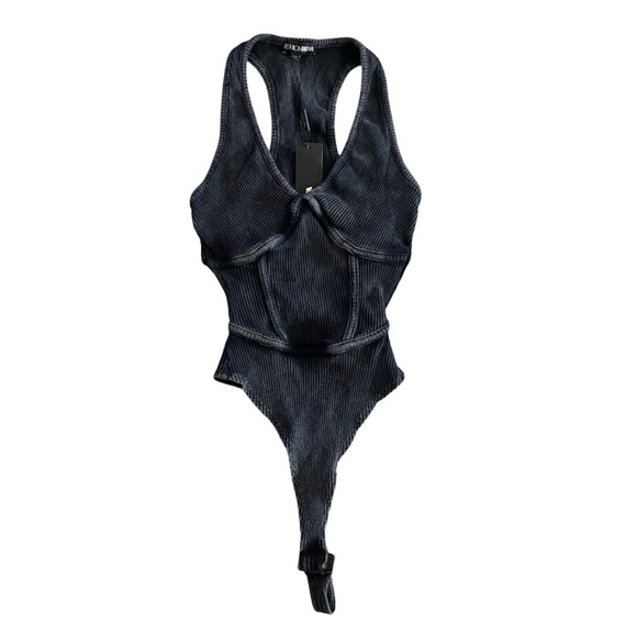 [Fashion Nova] Mineral Wash Bodysuit - Picture 4 of 5